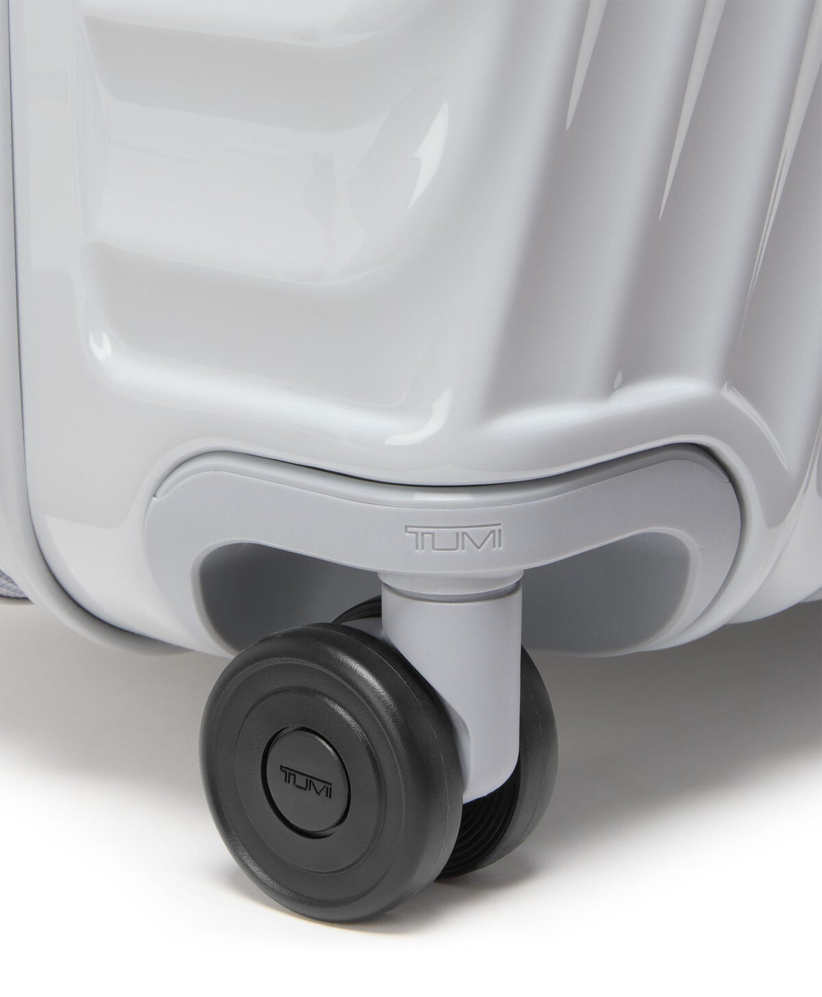 19 DEGREE FRONT ACCESS Large Front Access Expandable Cabin