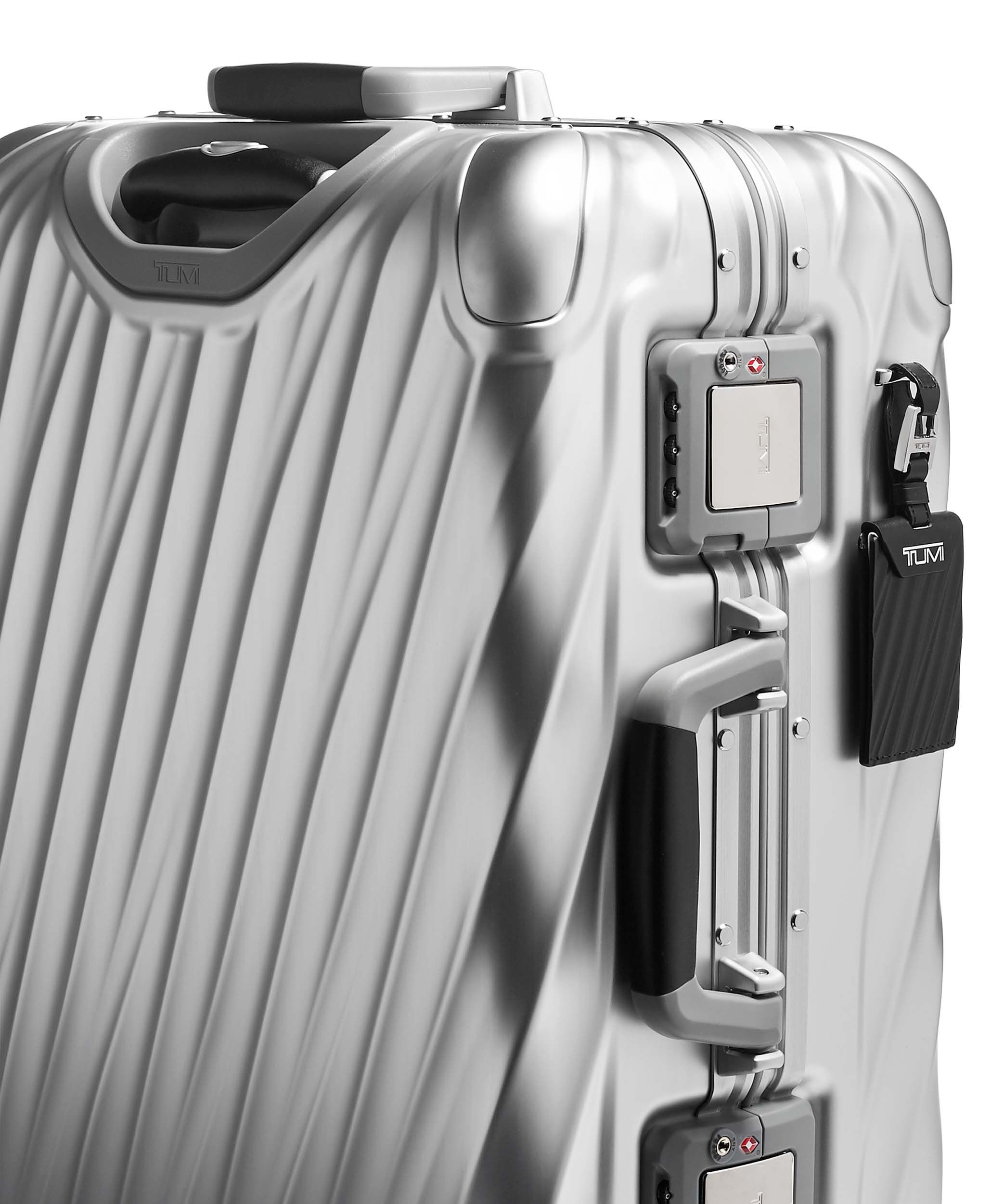 tumi 19 degree sale