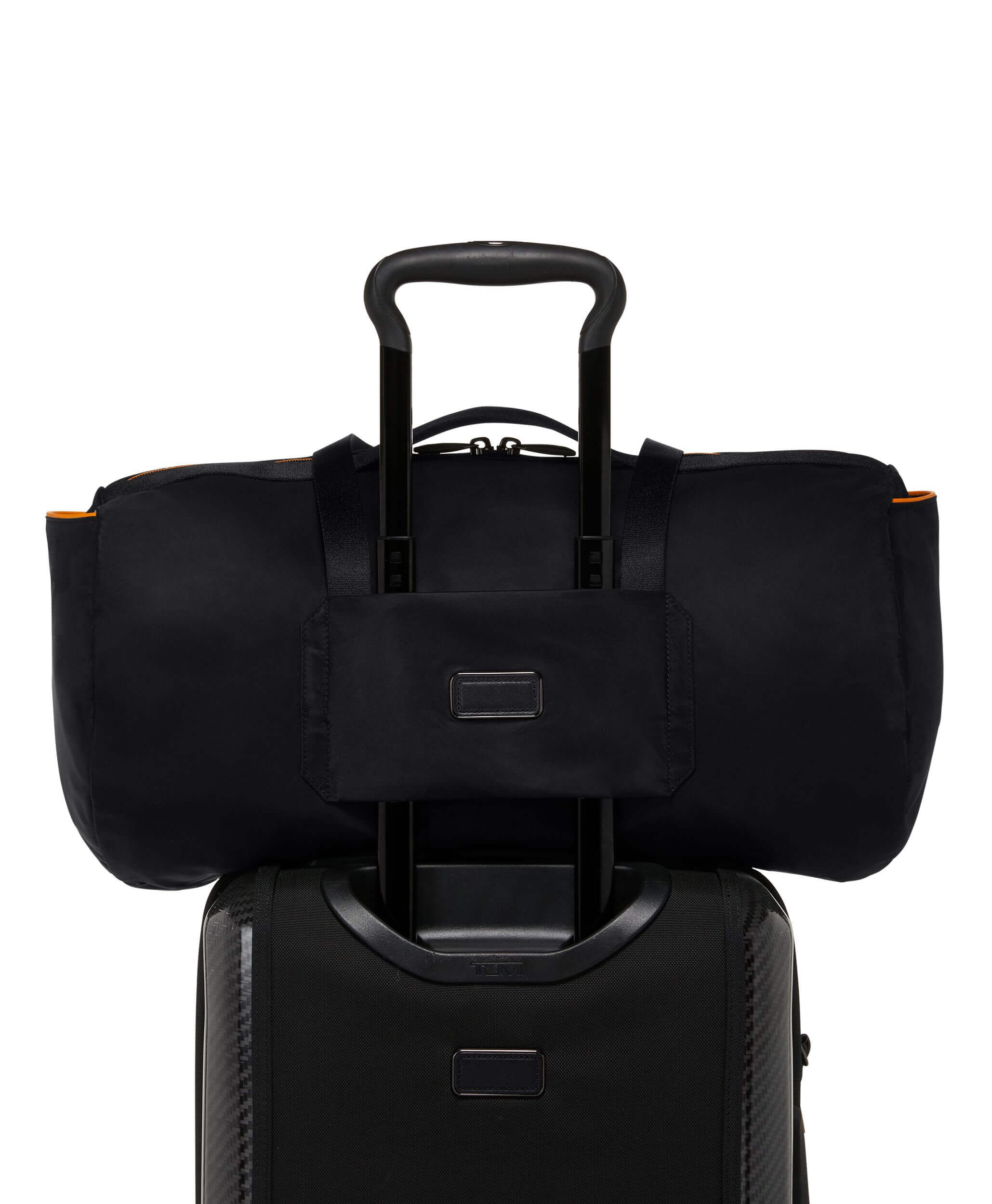 TUMI McLaren Just In Case Duffel Black | TUMI Germany