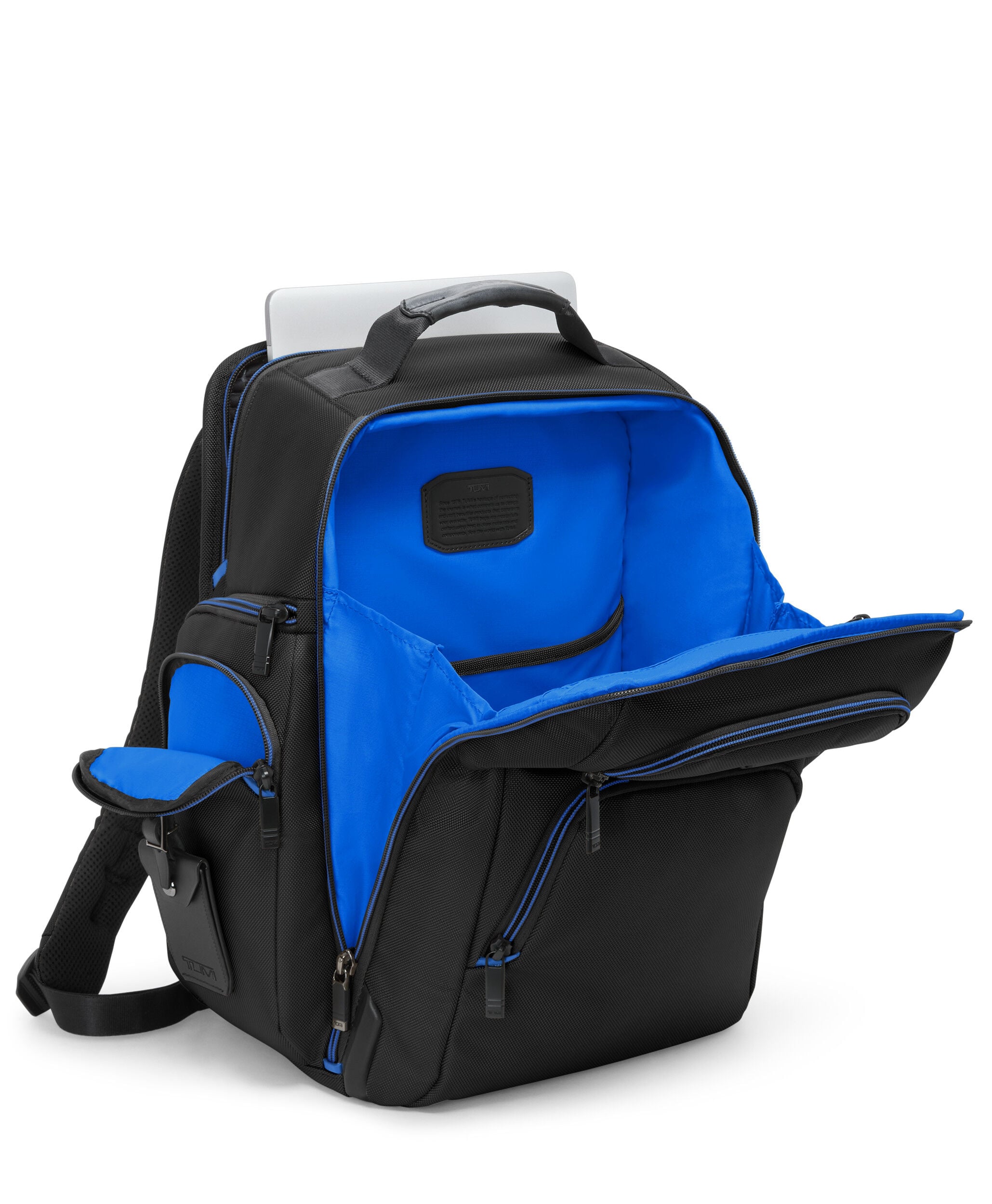 TUMI