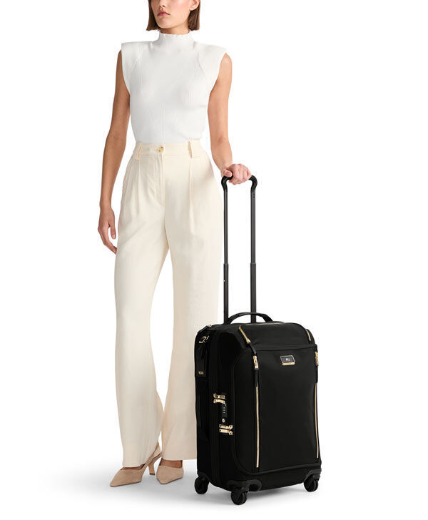 Voyageur Léger International Expandable Carry-On Black | TUMI Germany