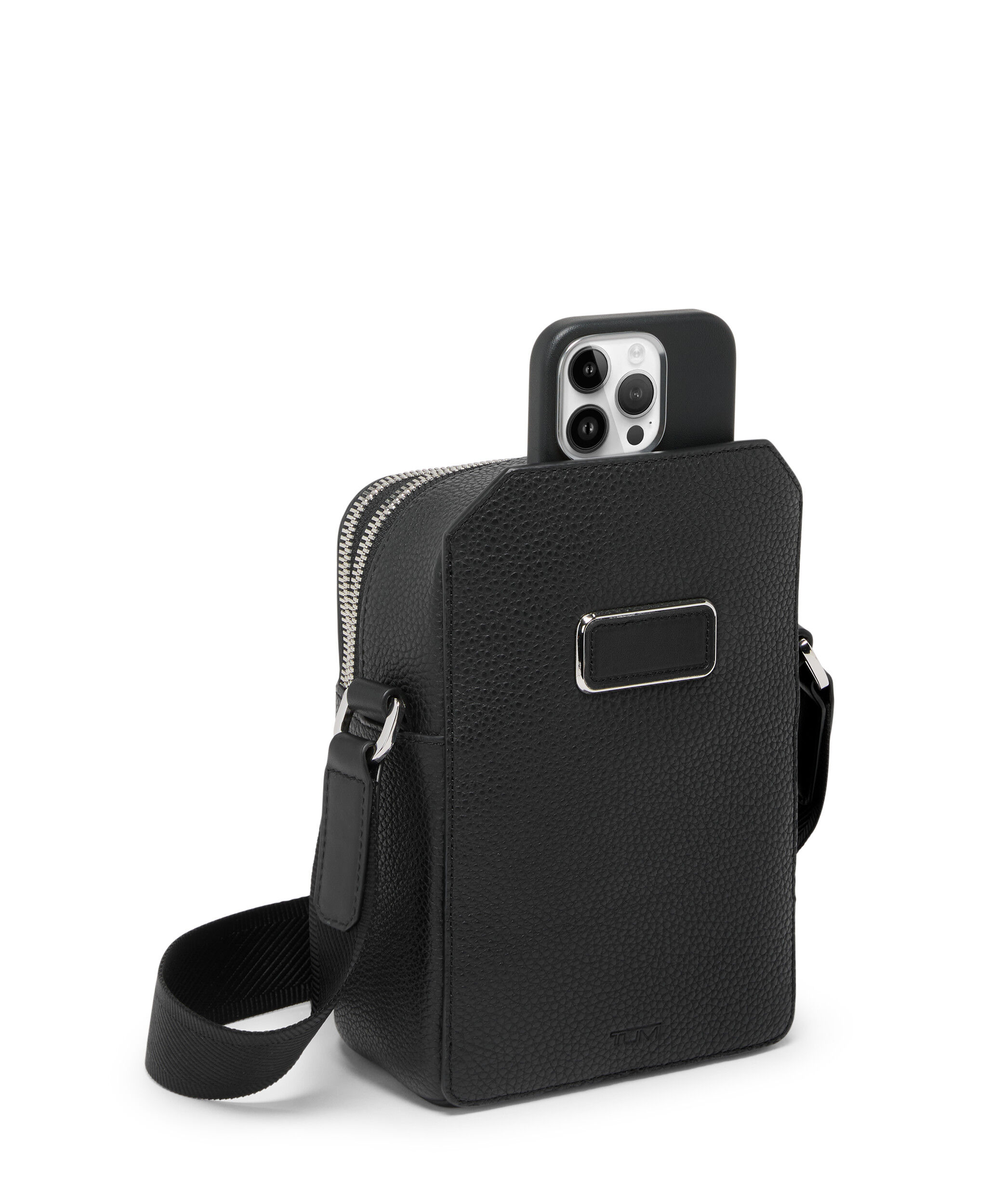 TUMI