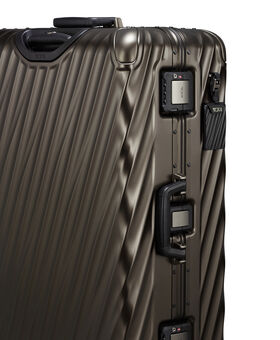 Koffer auf 4 Rollen für lange Reisen (erweiterbar) 19 Degree Aluminum