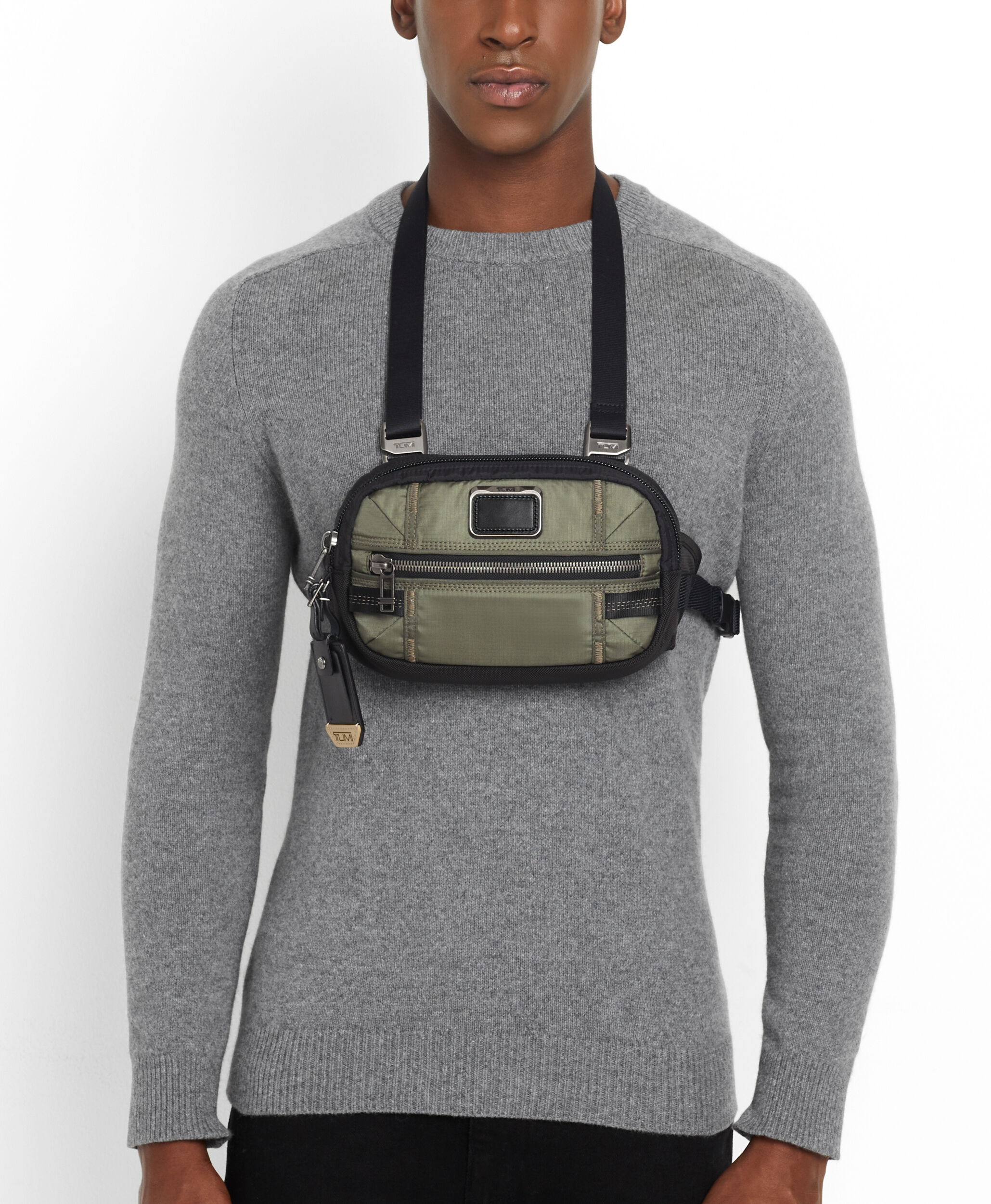 tumi sternum strap