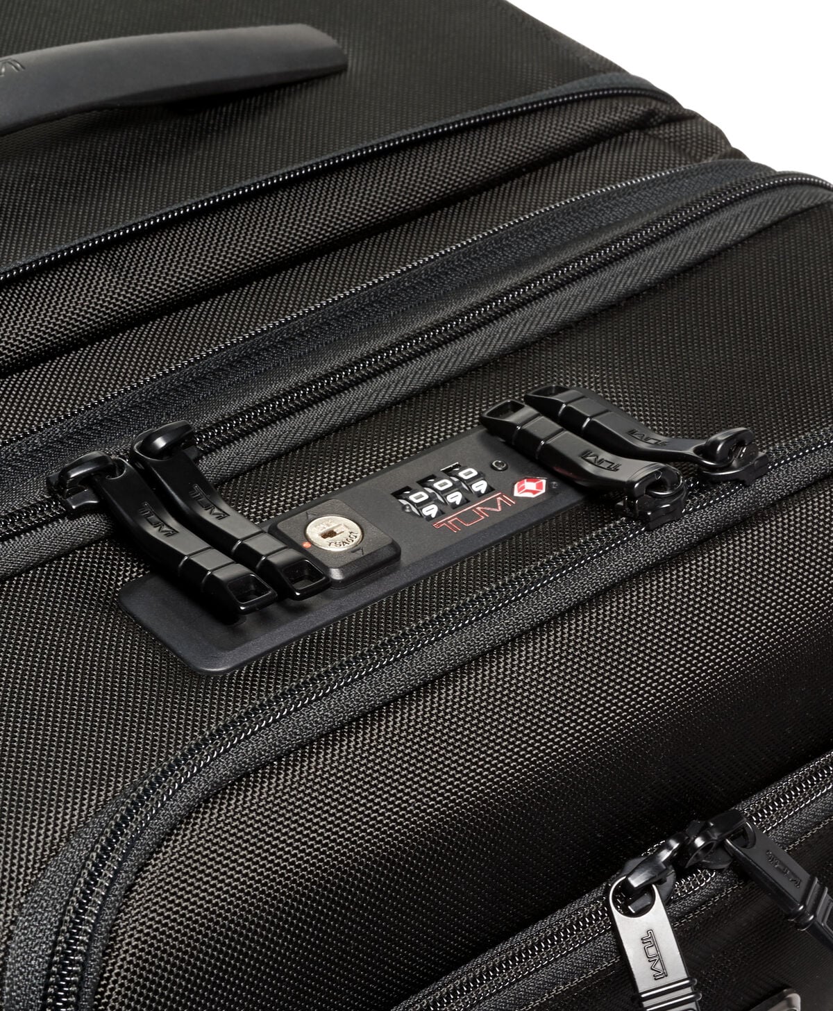 Alpha Trunk &ndash; XL Dual Access Expandable