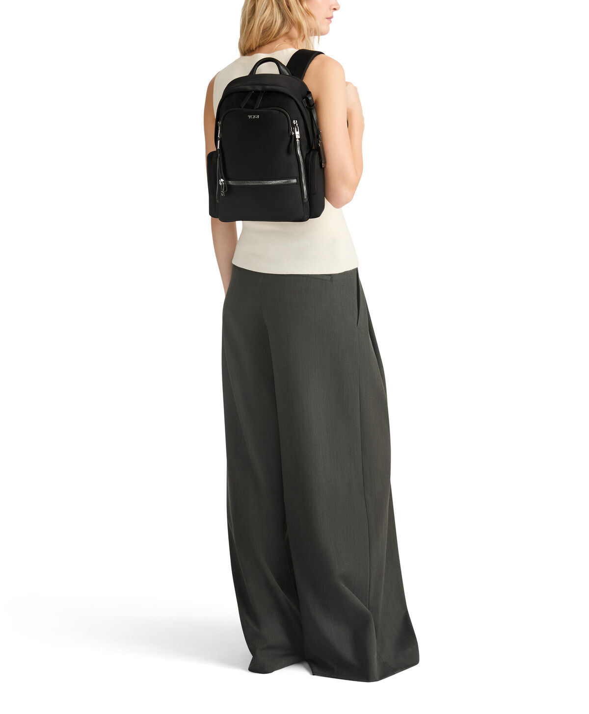 VOYAGEUR Celina Medium Backpack