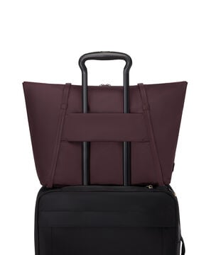 VOYAGEUR Q Tote