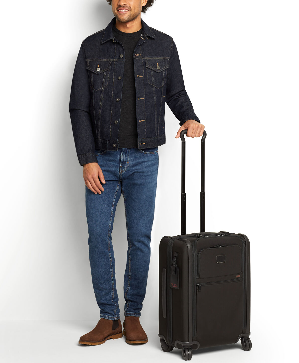 TUMI Alpha 3 CONT EXP 4 WHL C/O Black