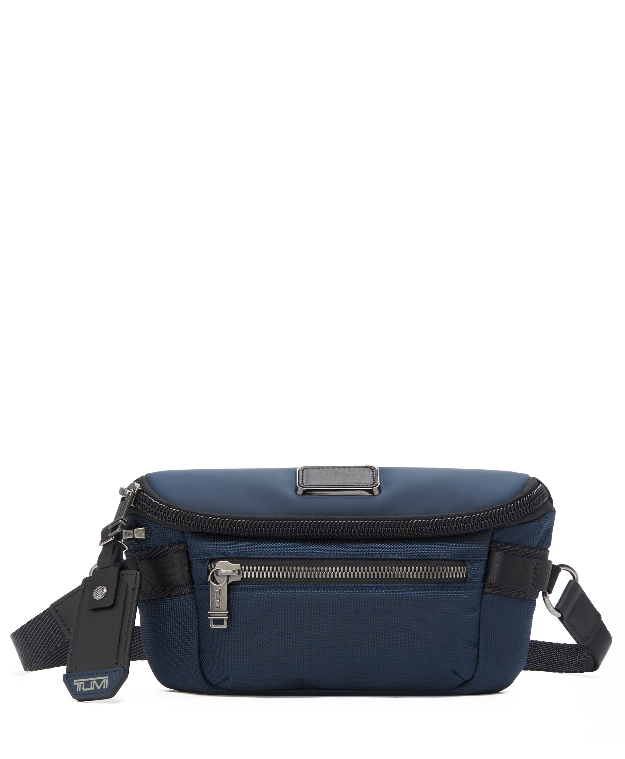 tumi fanny pack